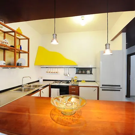 Suites & Design アパート